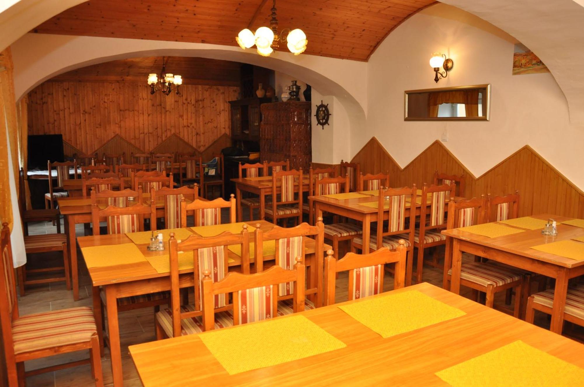 Bed and Breakfast Gloriett Panzió Fertőboz Esterno foto