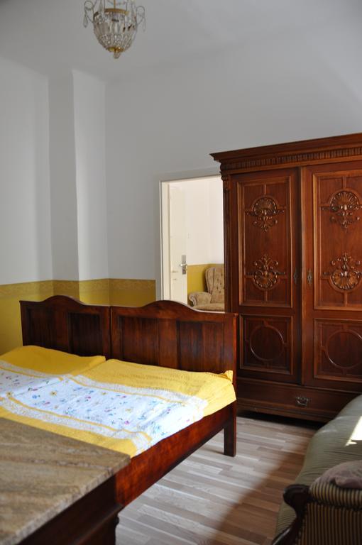 Bed and Breakfast Gloriett Panzió Fertőboz Camera foto